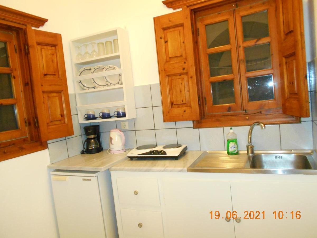 Patmos Mathios Studios- Apartments Sapsila 외부 사진